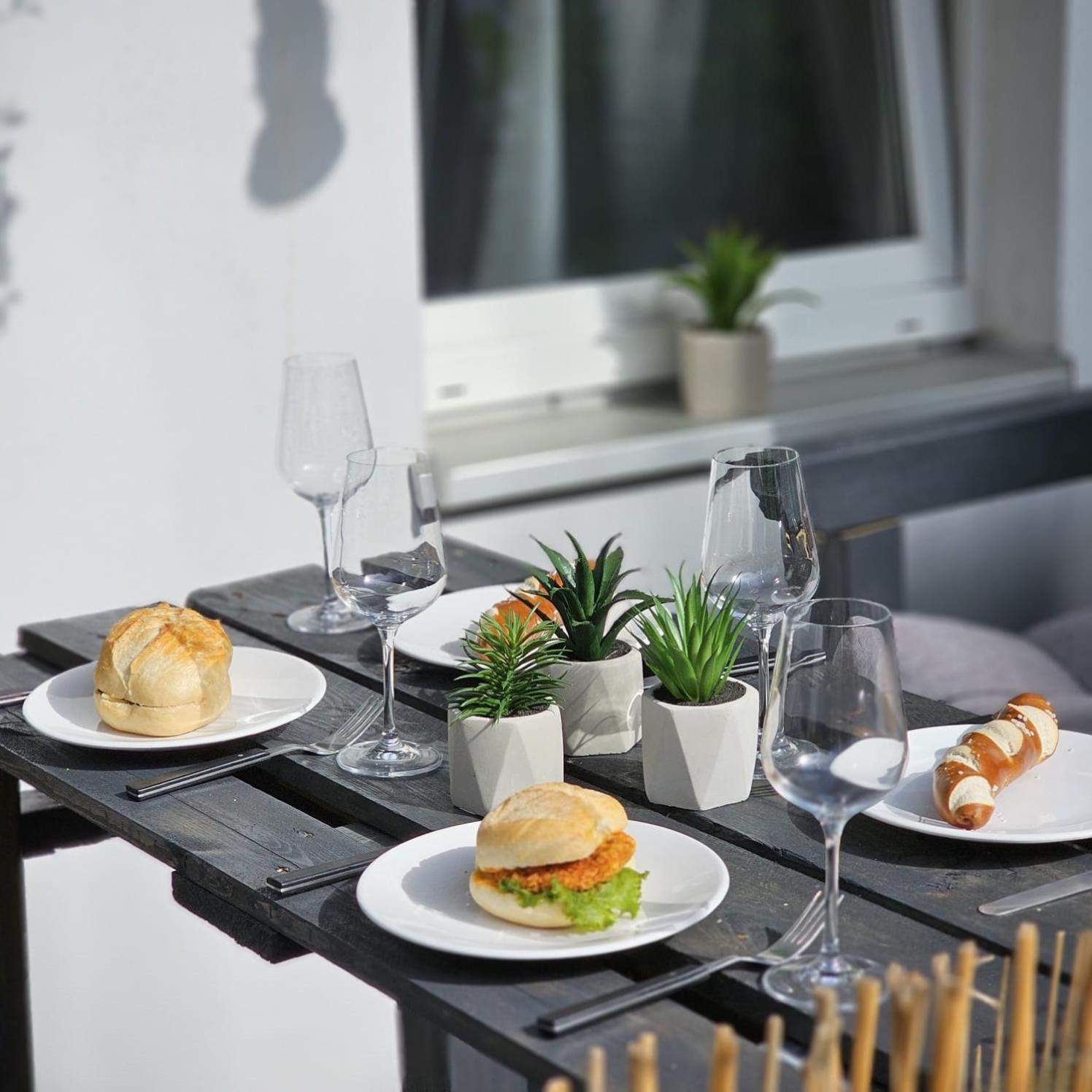The World, Stilvolles Apartment, Stadtzentral, Parking Free, Late Check In 马格德堡 外观 照片